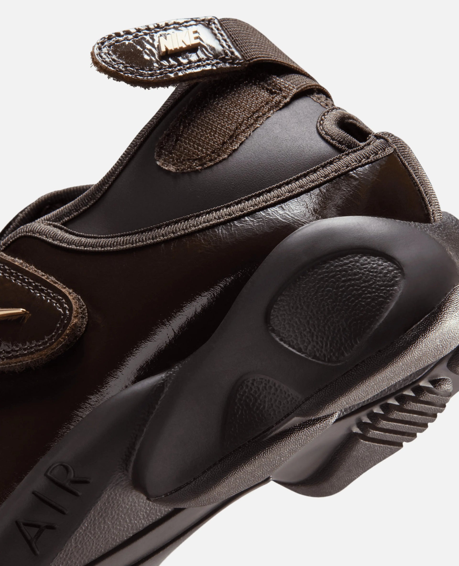 W Nike Air Rift (VELVET BROWN/METALLIC GOLD-VELVET BROWN) Nike