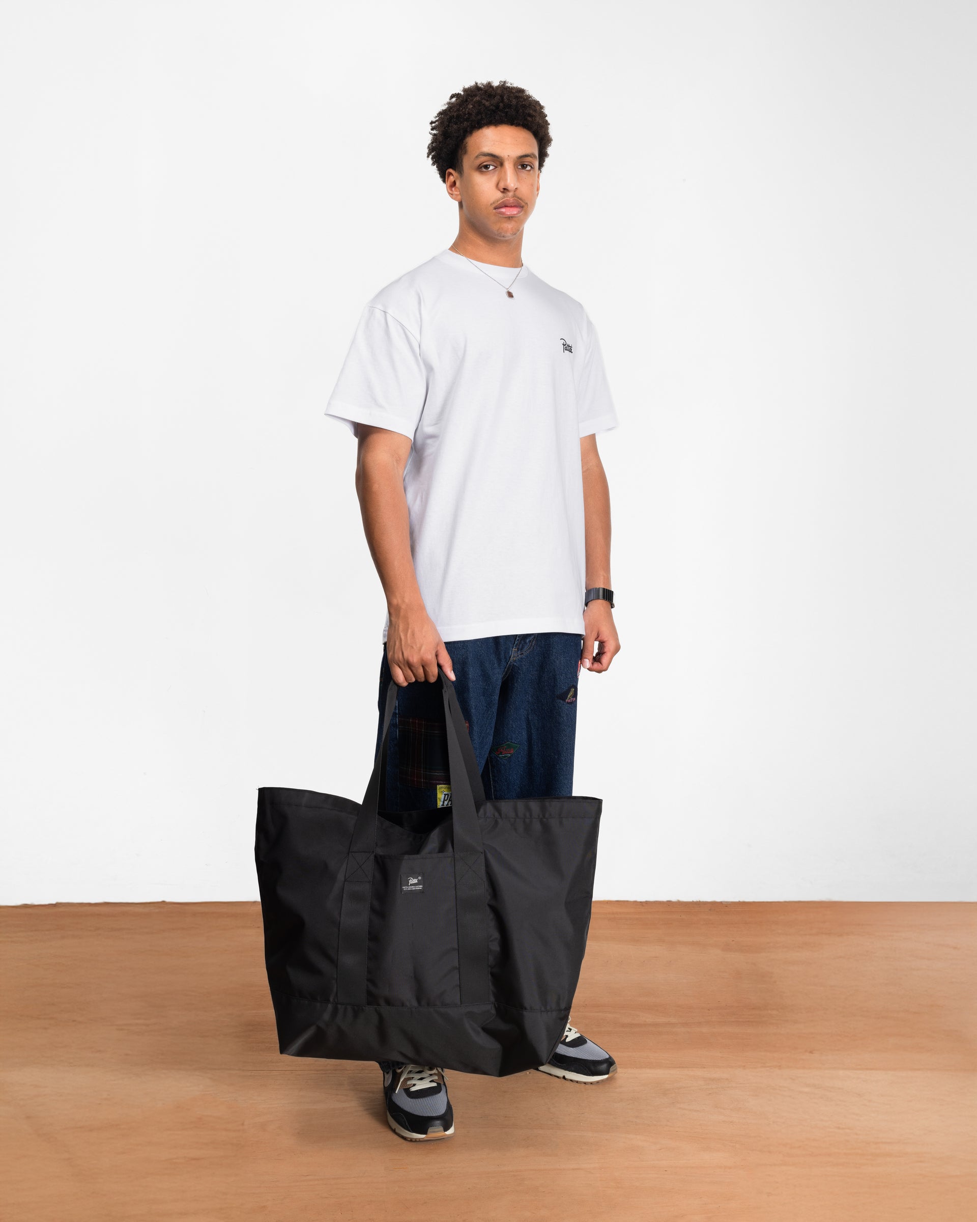 Patta Oversized Tote Bag (Black)